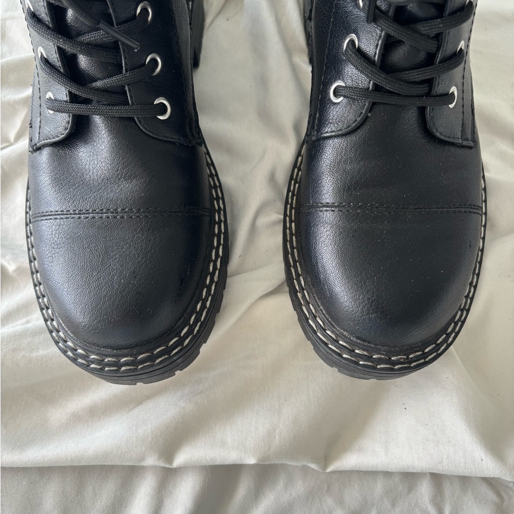 Vepose Black Combat Boots with Side Zipper - Picture 6 of 11